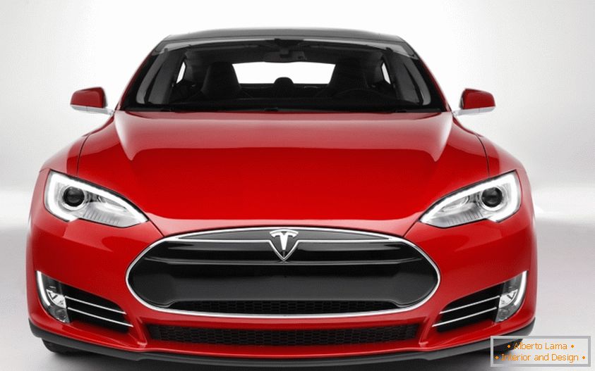Projekt кузова Tesla в красном