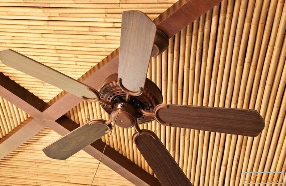 Ozdoby bambusowe для потолка 