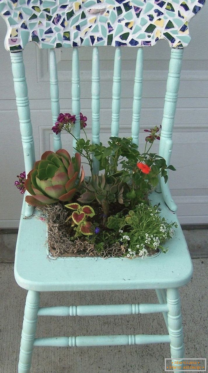 Układania kwiatów w siodełku krzesło