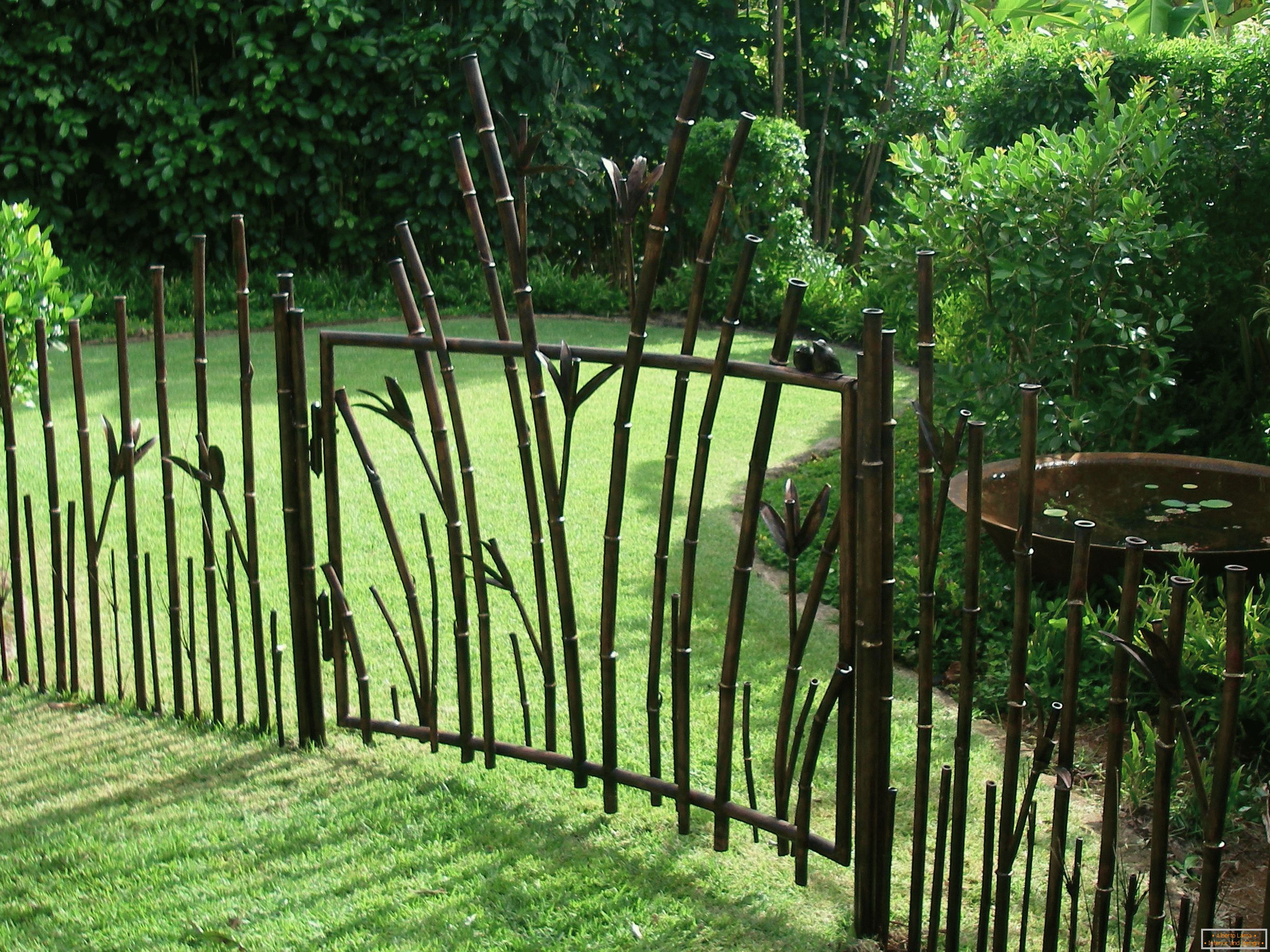 Zaprojektuj metalowe ogrodzenie