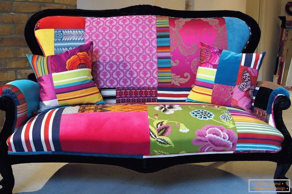 Sofa w stylu patchworku