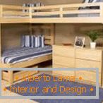 Drewniane łóżko dla dużej rodziny