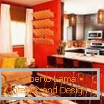 Kuchnia-salon w kolorze pomarańczowym