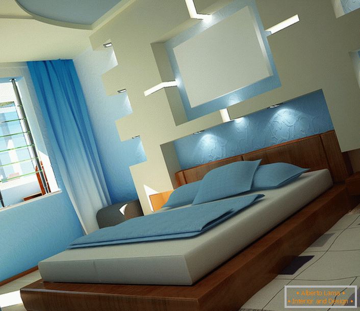 Białe i niebieskie wnętrze sypialni