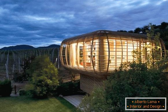Niezwykłe drewniane domy w stylu high-tech