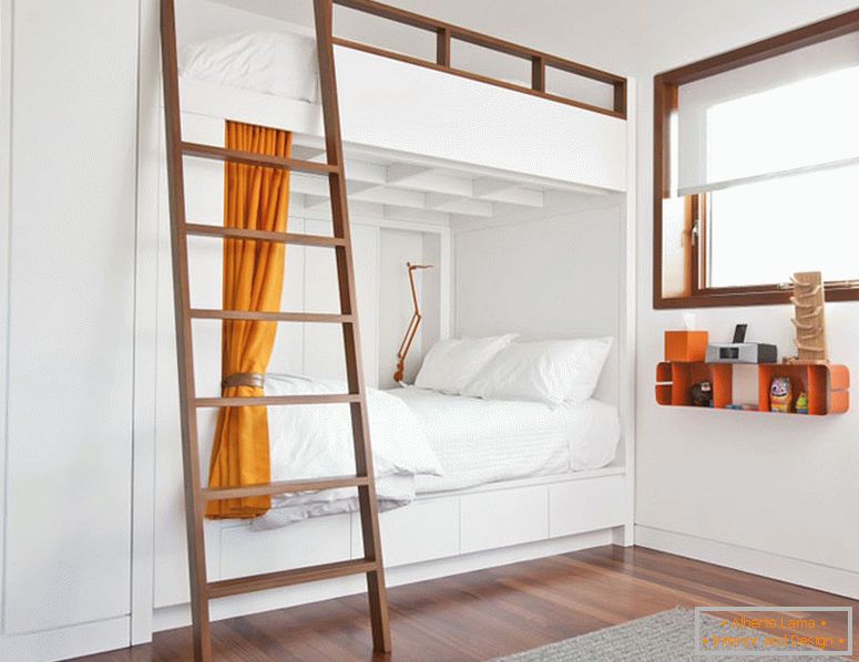 Łóżko piętrowe w sypialni w kolorze białym