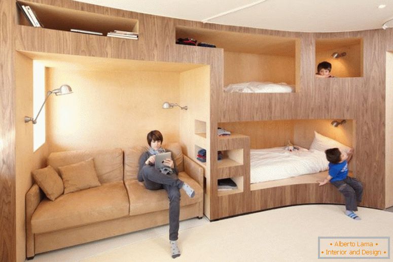 Wbudowane łóżko piętrowe в спальне