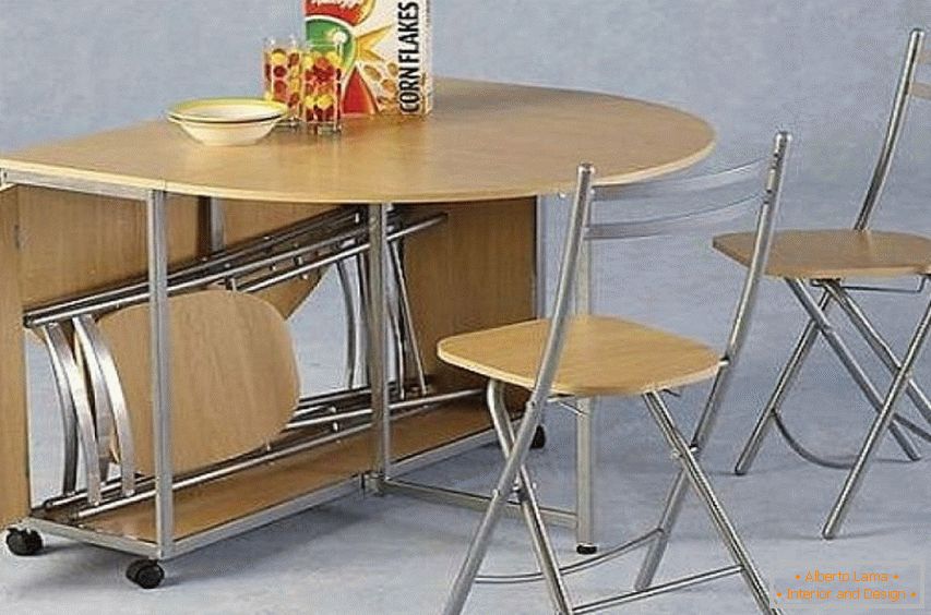 Stół kuchenny i krzesła