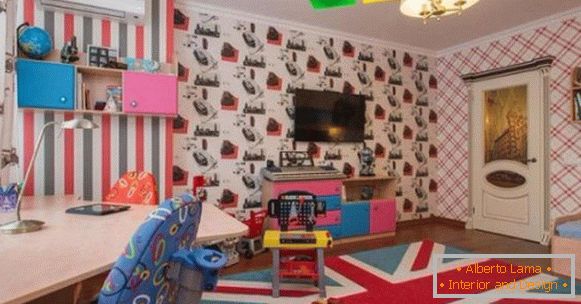 wnętrze sypialni dziecięcej для мальчика в лондонском стиле