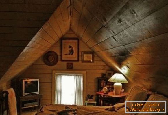 wnętrze sypialni w drewnianym domu, fot. 36