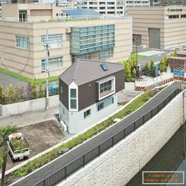 Dom o dziwnej formie z Mizuishi Architects Atelier - фото 4