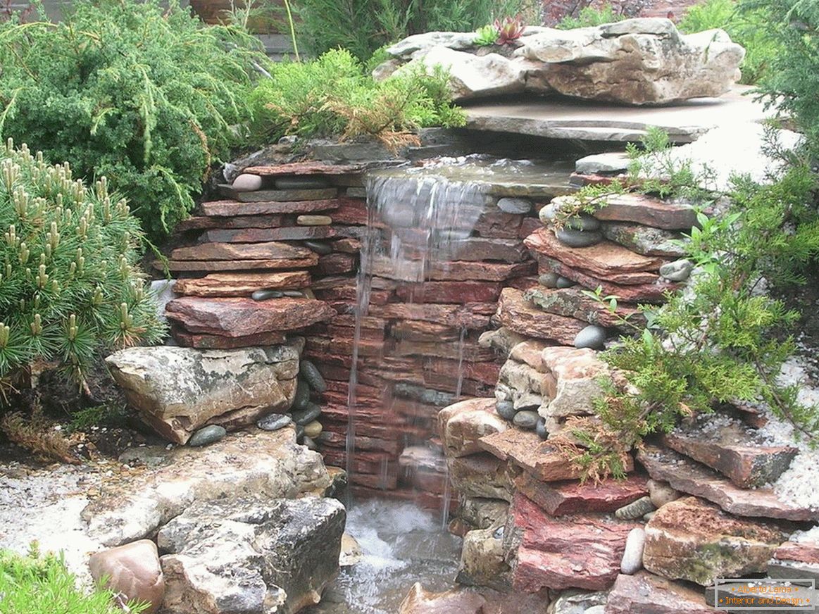 Wodospad w projektowaniu ogrodu