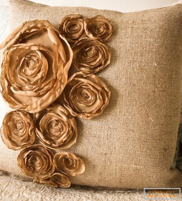 Poduszka z różami