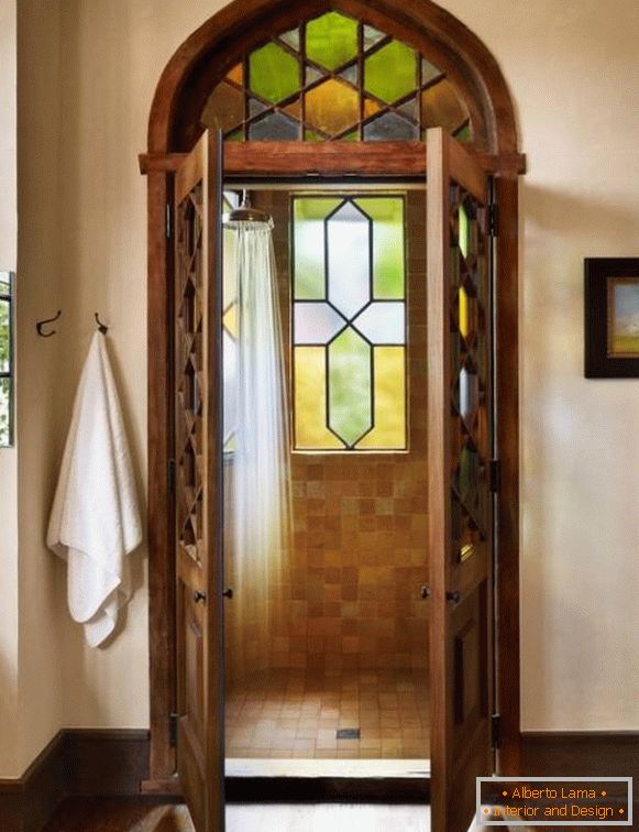 Drewniane drzwi prysznicowe wahadłowe
