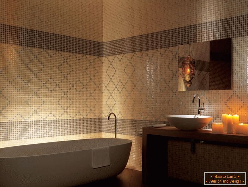 Ceramiczna mozaika w łazience wnętrza