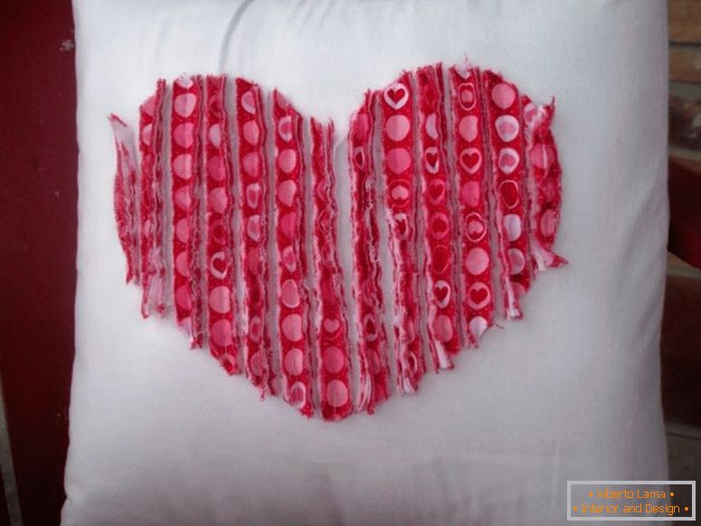 how_show_cushion_heart_the_handles_1364758281_5