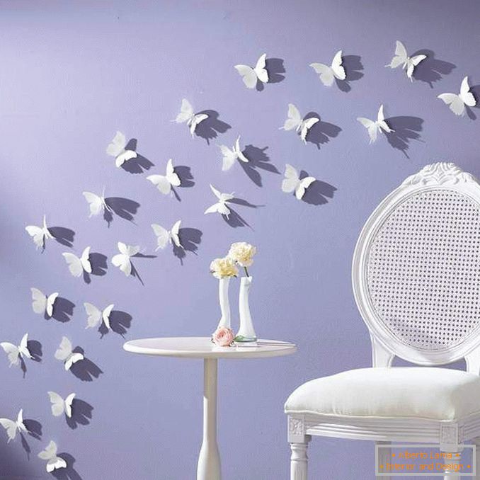 Ozdabianie ścian własnymi rękami z poręcznych materiałów - motyli z papieru