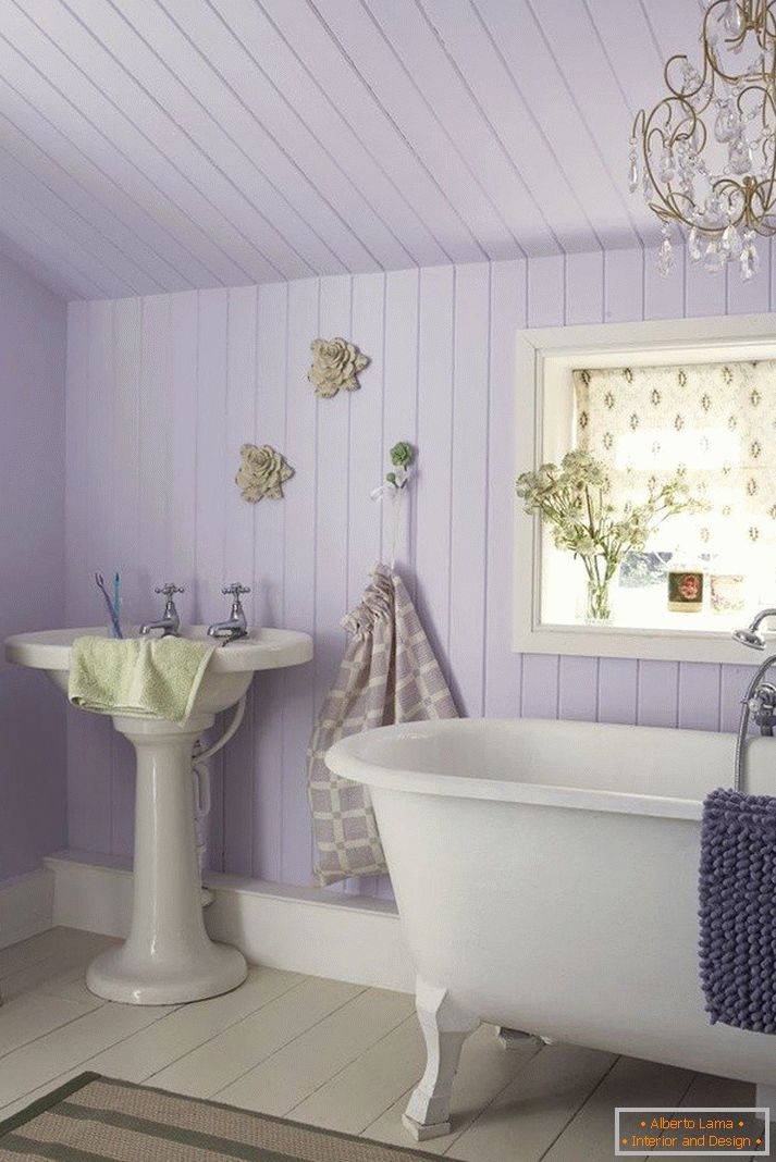 Łazienka w kolorze liliowym
