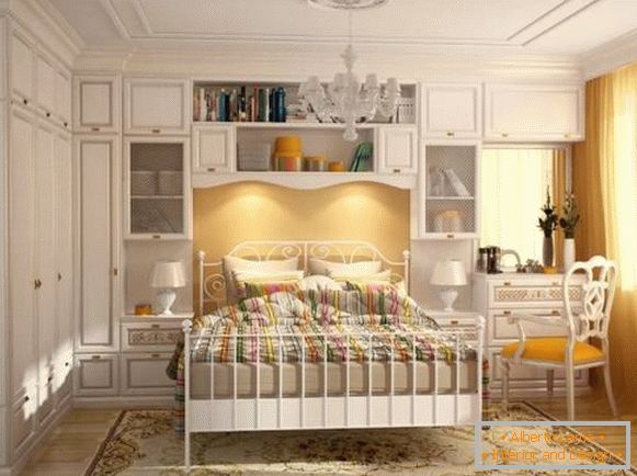 Szafka w sypialni w stylu Prowansji - wbudowane meble Zdjęcie