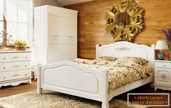 Łóżko, szafa, komoda i inne meble w stylu Prowansji do sypialni