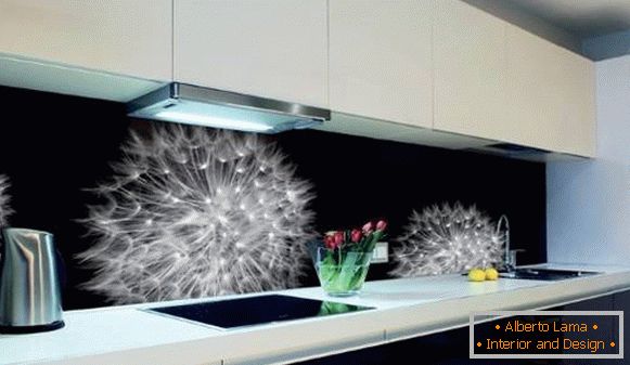 Fartuchy do kuchni ze szkła - fototapeta we wnętrzu