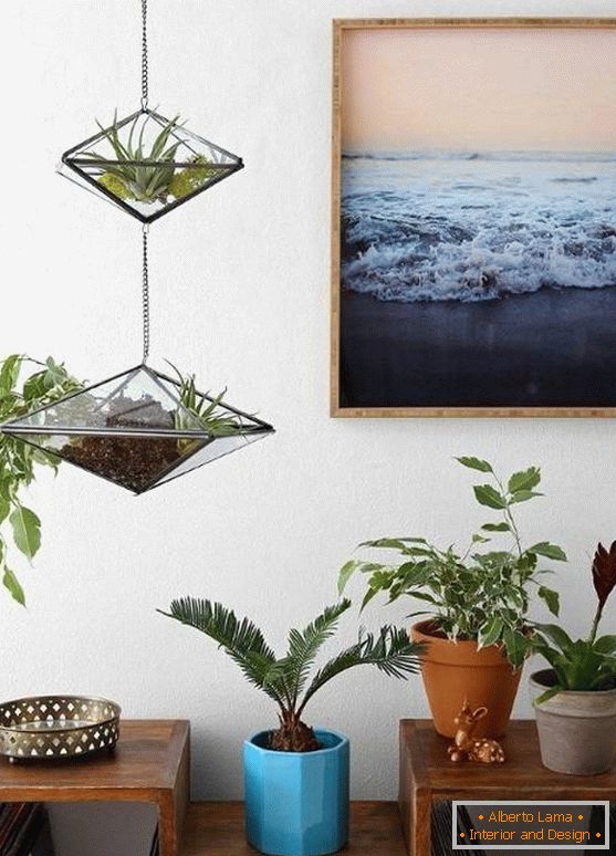 Dekoracja wisiorek - szklane donice z roślinami