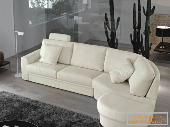 Miękka narożna sofa - zdjęcie w kolorze białym