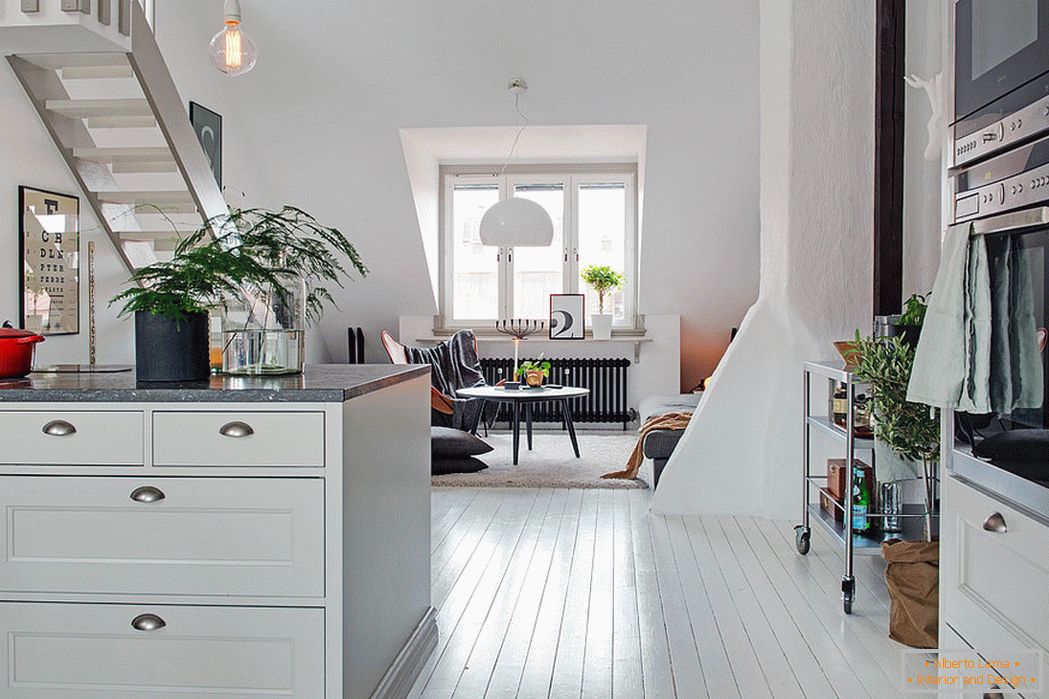 Wnętrze małego domu w stylu skandynawskim