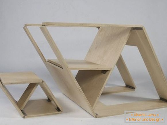 Składany stół i krzesło