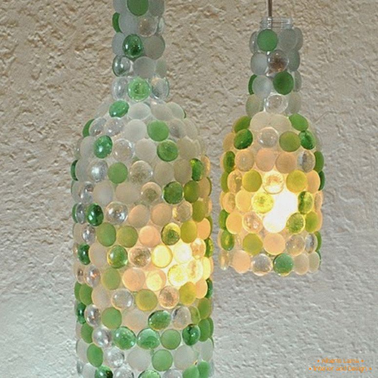 Lampa z butelek