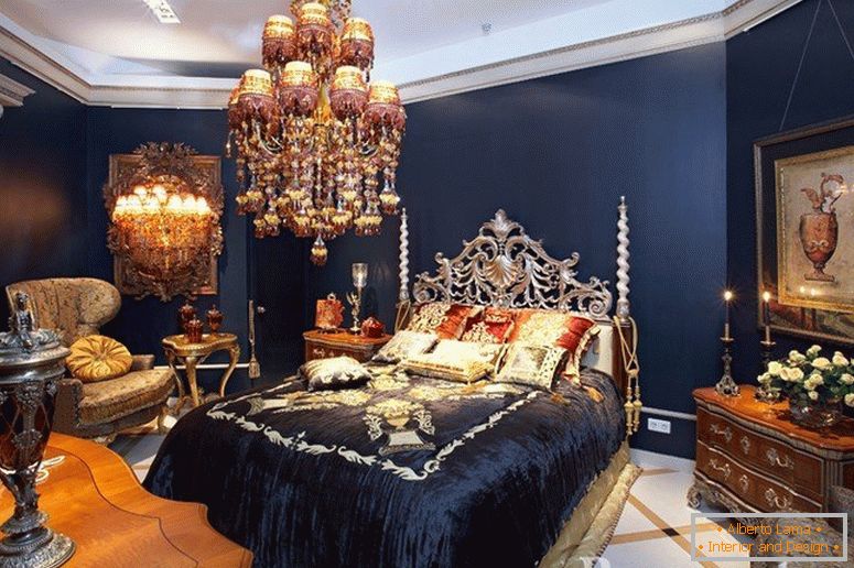 Luksusowy żyrandol w sypialni