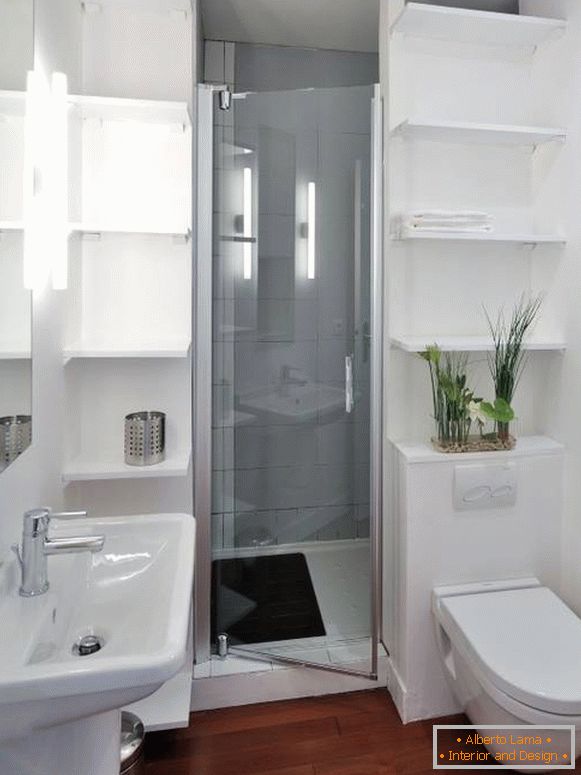 Wnętrze połączonej łazienki o niezwykle komfortowym układzie