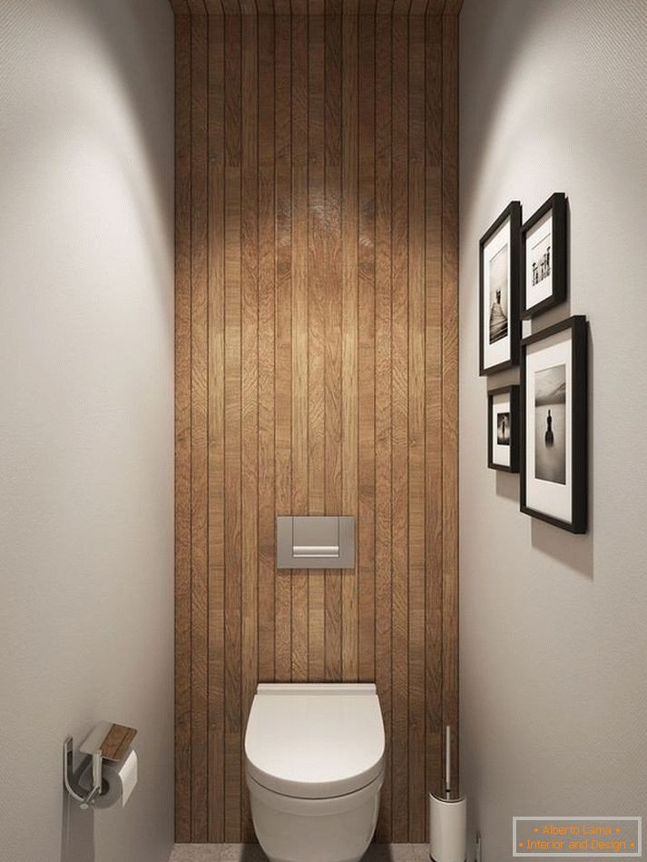 Łazienka z drewnianym sufitem i ścianą