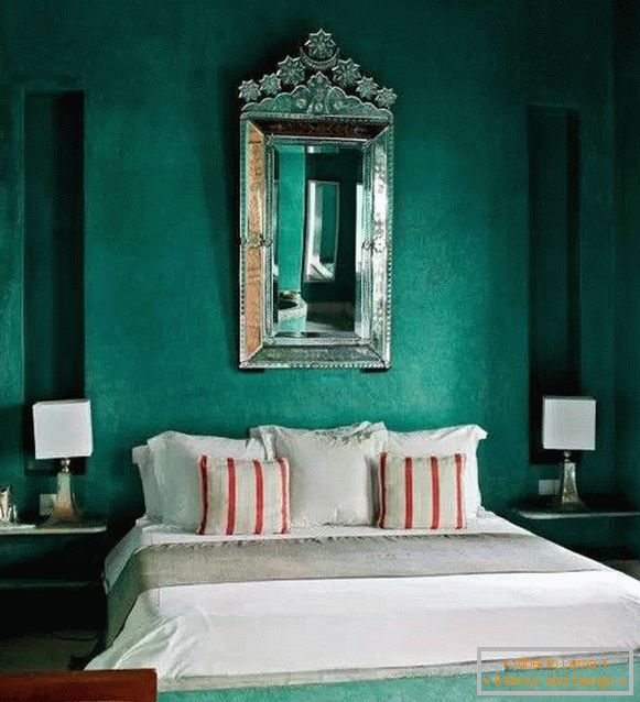 Zielona sypialnia w luksusowym stylu