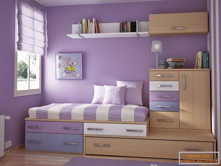 Purpurowe odcienie w pokoju dziecięcym
