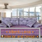 Lekko liliowa sofa
