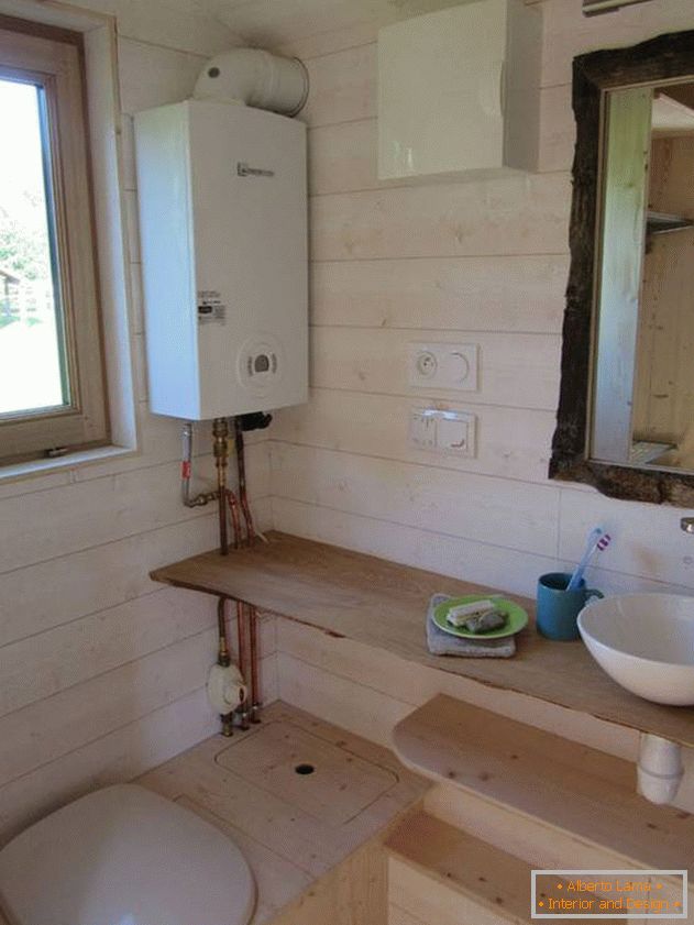 Projekt domu na kółkach: łazienka