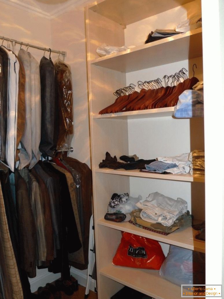 Szafa 2 m2 m. - zdjęcie ciekawych opcji aranżacji małej