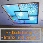 Okno wirtualne с подсветкой на потолке