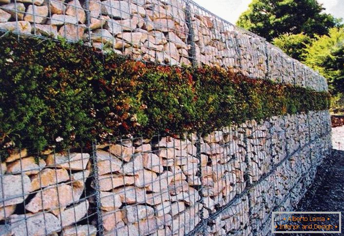 Ściany z gabionów