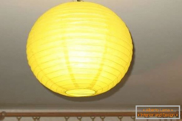 Chiński papierowy lampion - podsufitowy światło z własnymi rękami