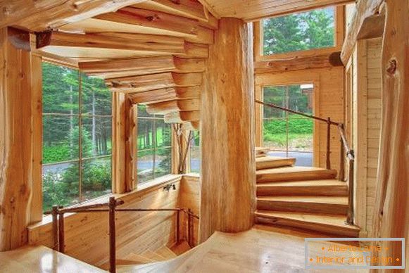 Projekt drewniane schody w drewnianym domu
