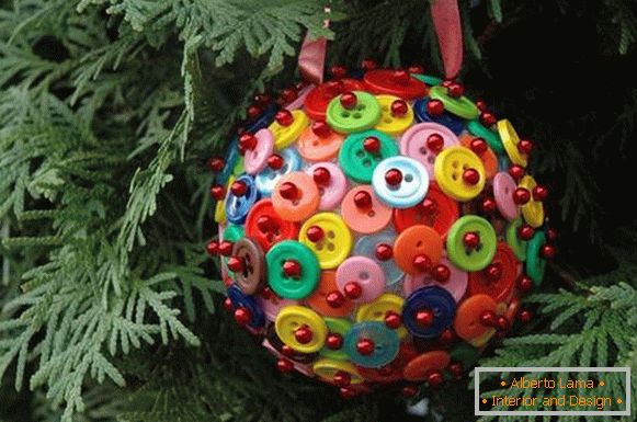 Zabawki noworoczne z własnymi rękami wykonane z piankowych kulek, zdjęcie 19