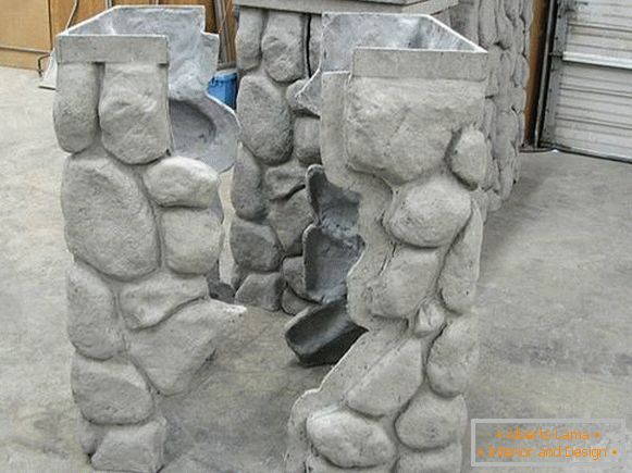 Płyty elewacyjne pod kamieniem w narożnikach i kolumnach