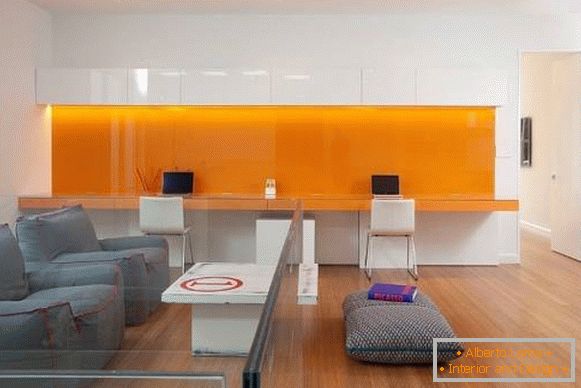 elementy home-office-with-orange
