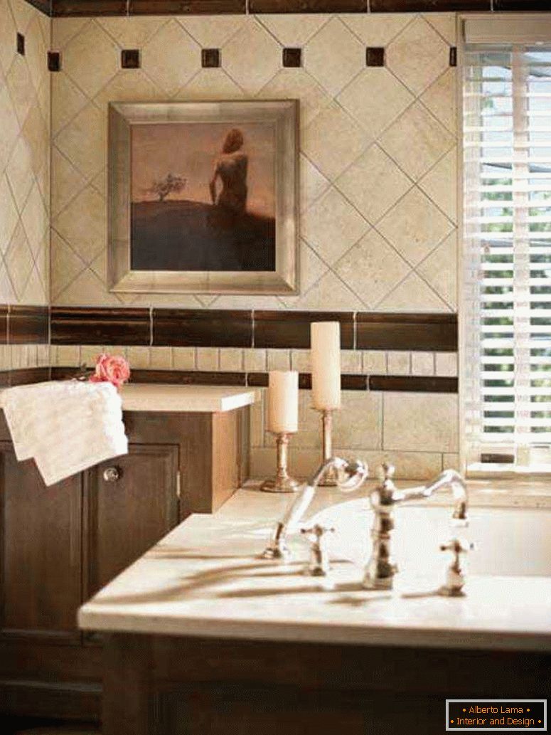 łazienka-contempo-image-of-łazienka-dekoracja-zastosowanie-przekątna-trawertyn-płytki-łazienka-ściana-w tym-jednolity-dąb-drewno-śmietana-łazienka-próżność-biała-niewidomych-łazienka-okno- leczenie-fantastyczne-im