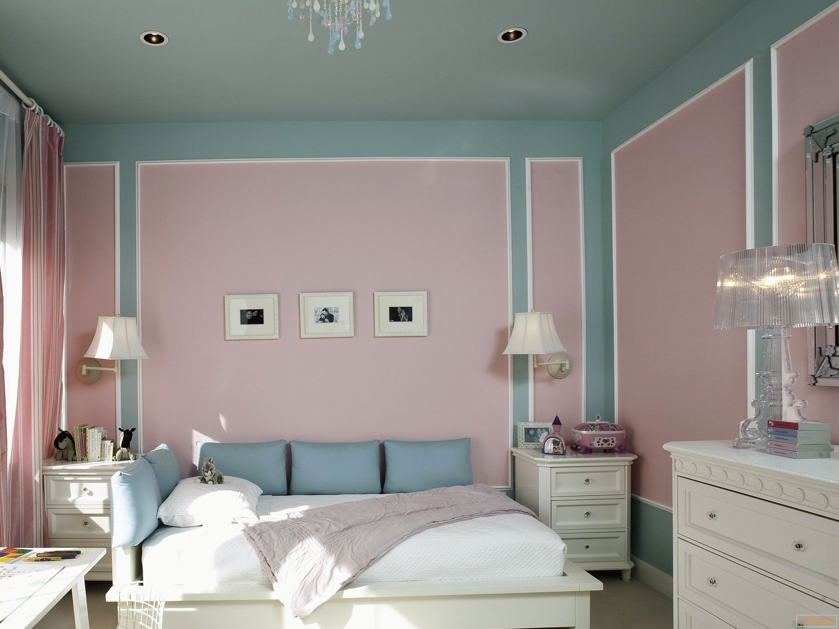 Malowane ściany w sypialni
