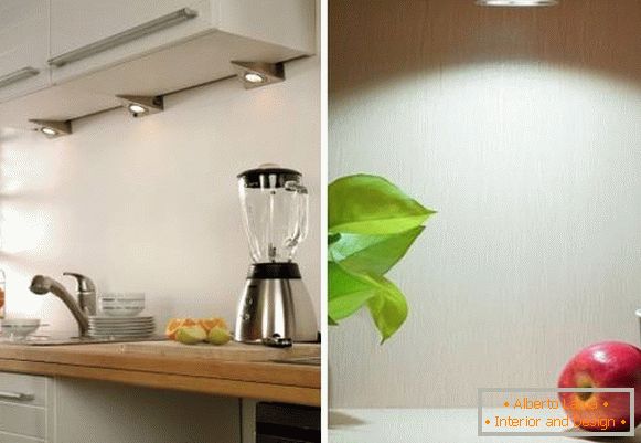 Oprawy oświetleniowe LED do kuchni pod szafkami nad głową na zdjęciu