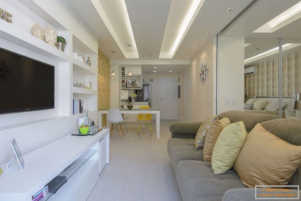 Salon małego mieszkania w Copacabana