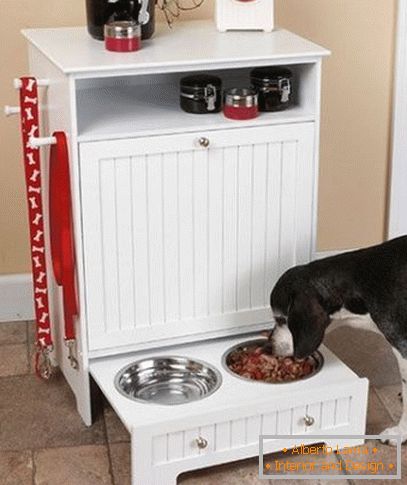 Jedzenie dla psa w szufladzie